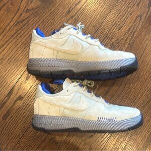 Nike Air Force 1 Wild women’s sneaker size 9